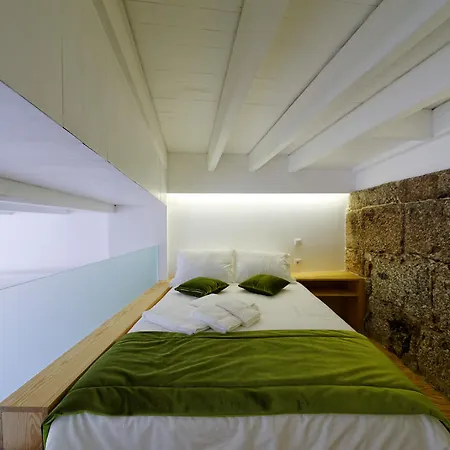 Guimarães Studios Lounge Quarto foto